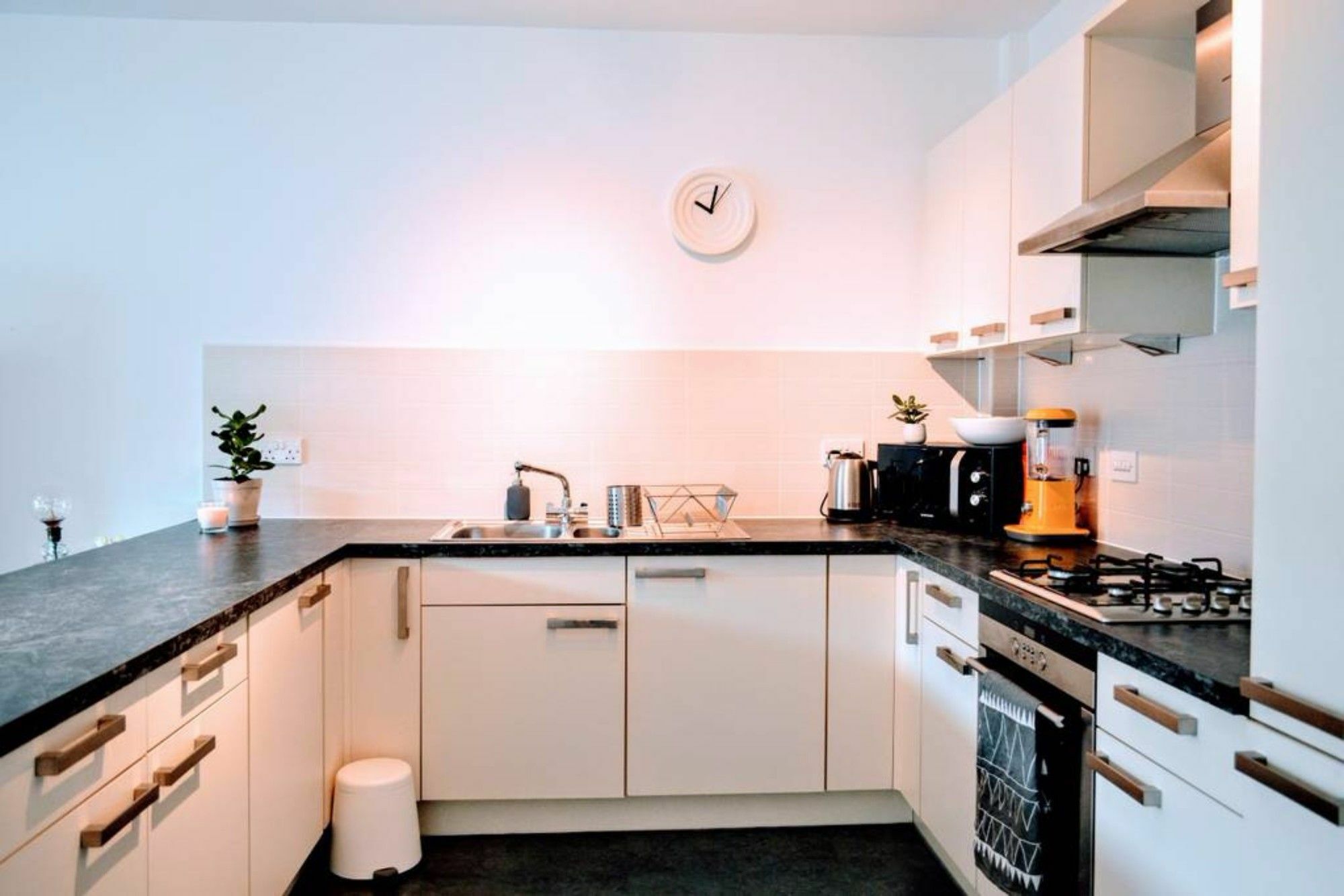 Beautifully Renovated Apartment -Central EDI Buitenkant foto