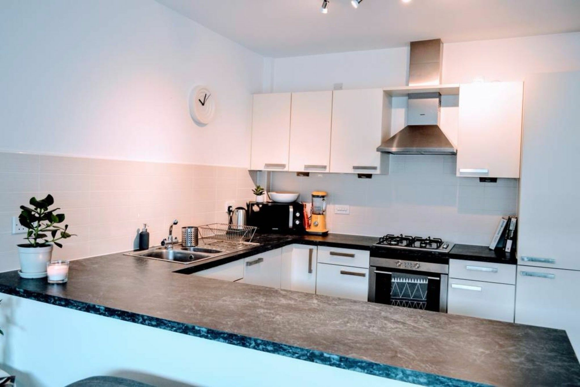 Beautifully Renovated Apartment -Central EDI Buitenkant foto